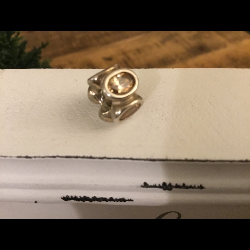 PANDORA Topaz Gem 5-Oval Charm Silver .925